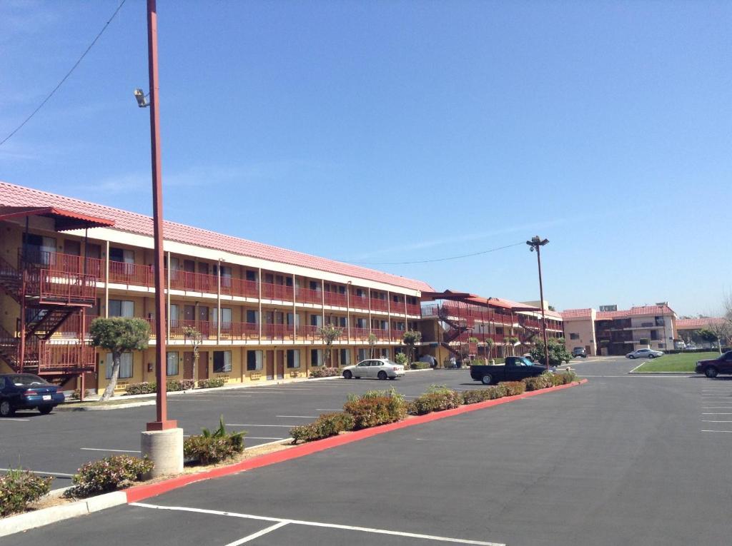 Budget Inn Anaheim/Santa Ana Exterior foto